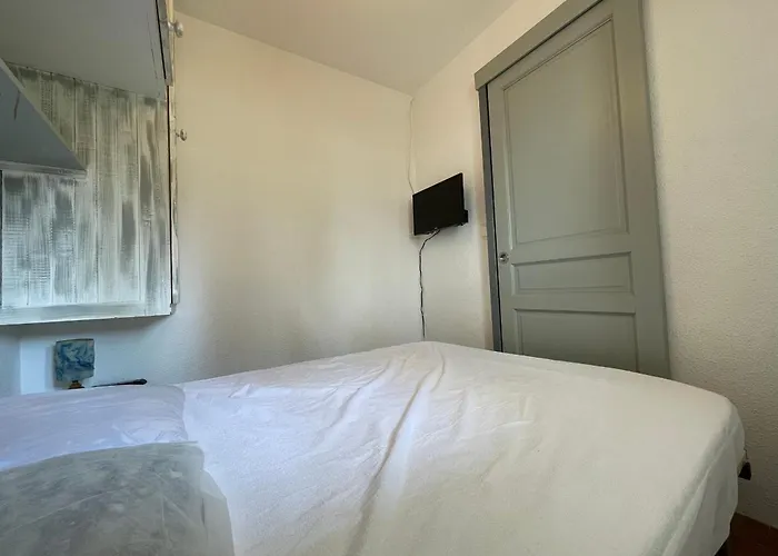 Apartamento T2 Avec Terrasse Et Parking Securise A - Fr-1-338-402